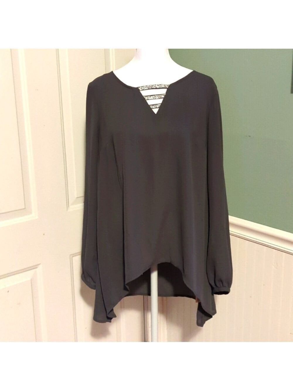 Juicy Couture Large Gray Silver Glitter Top